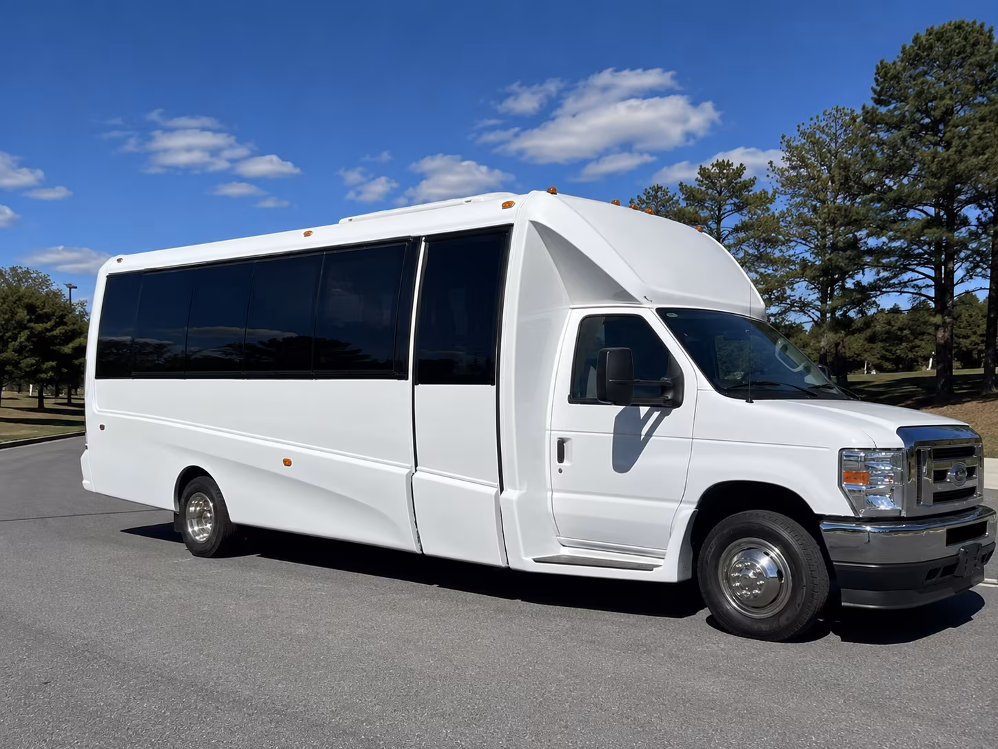 Buena Park Birthday, Sweet 16, & Quinceañera Party Bus Rentals