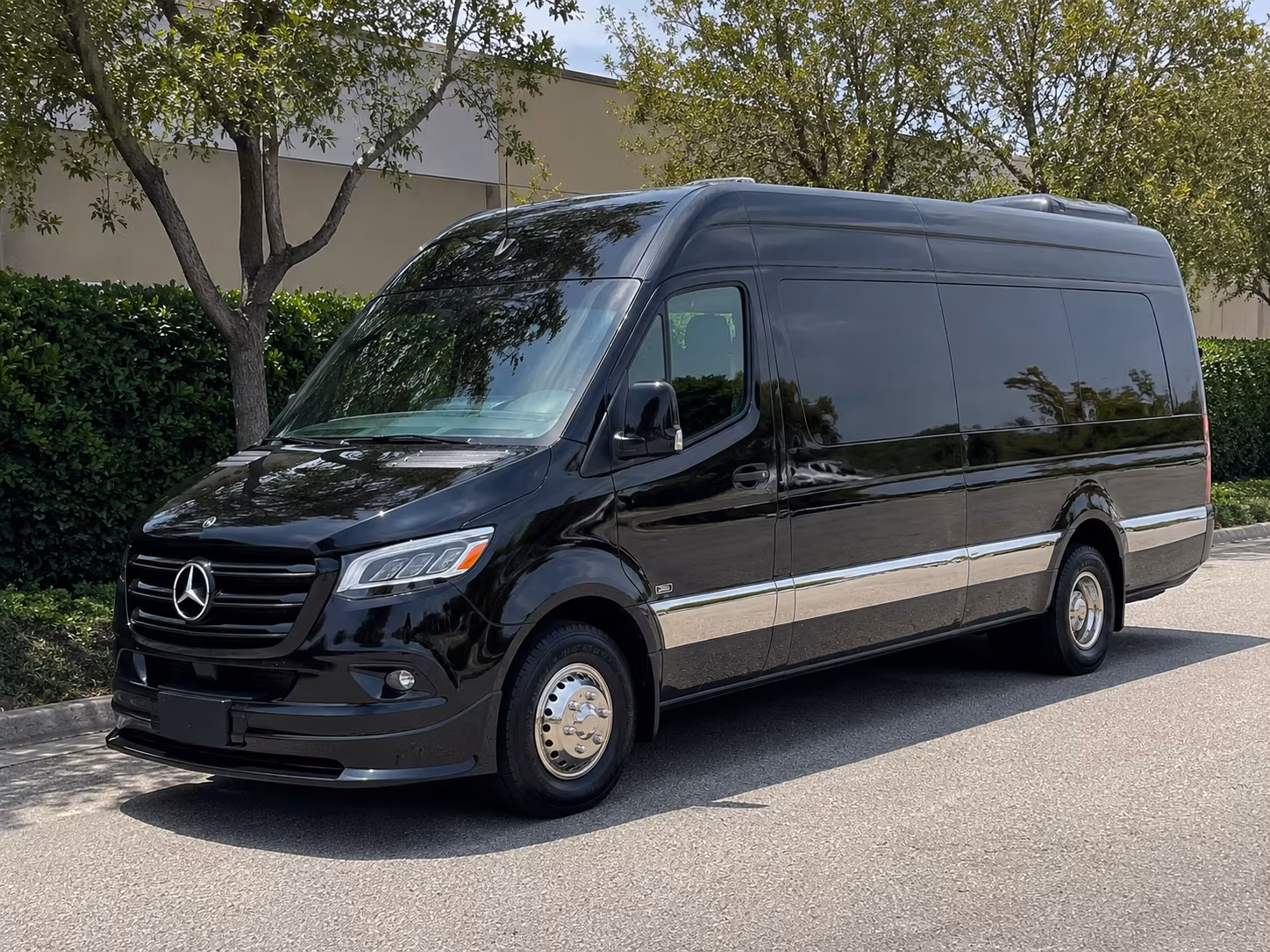Costa Mesa Wedding Transportation & Shuttle Service