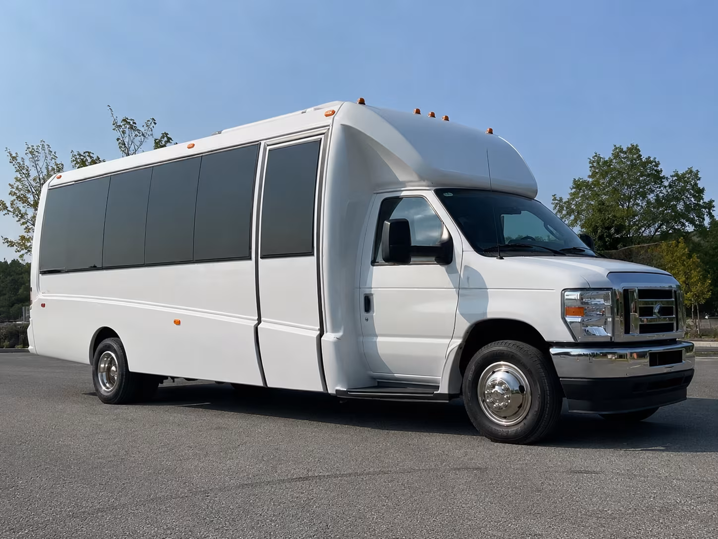 Fountain Valley Birthday, Sweet 16, & Quinceañera Party Bus Rentals