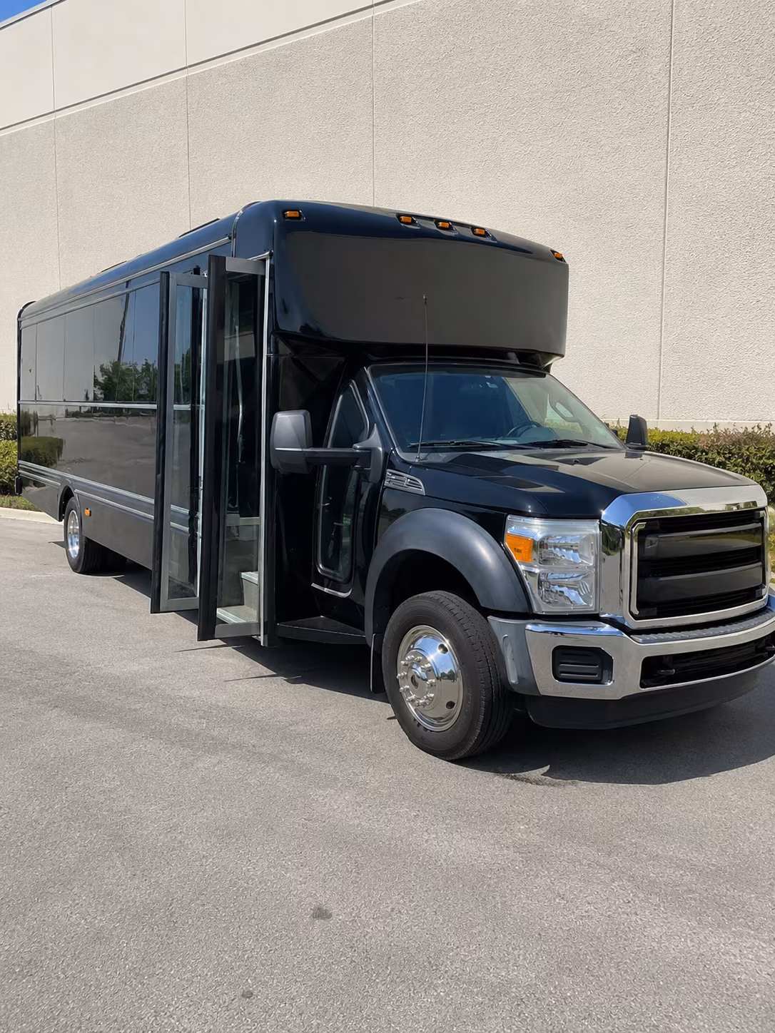 Garden Grove Birthday, Sweet 16, & Quinceañera Party Bus Rentals