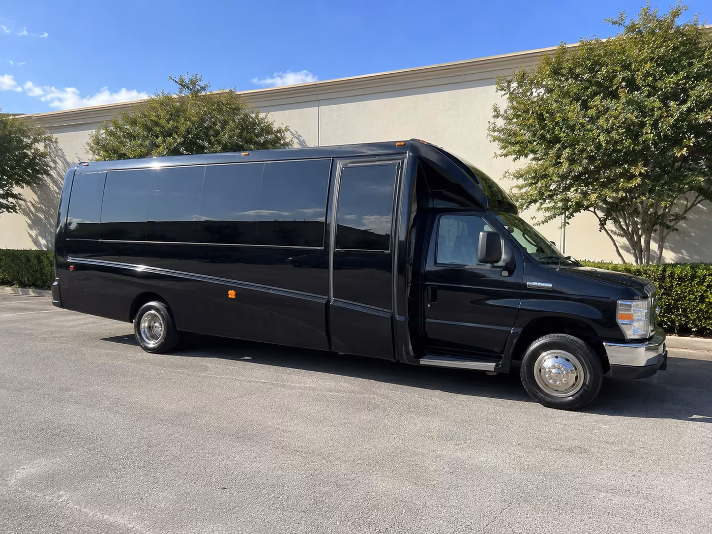 Garden Grove Sporting Event Transportation pickup coordination